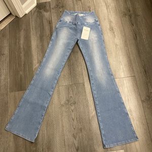 NWT Fashion 2 Love Brazilian butt lift jeans